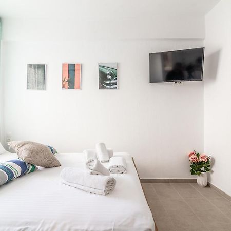Renovated Studio Near Downtown Heraklion  Bagian luar foto