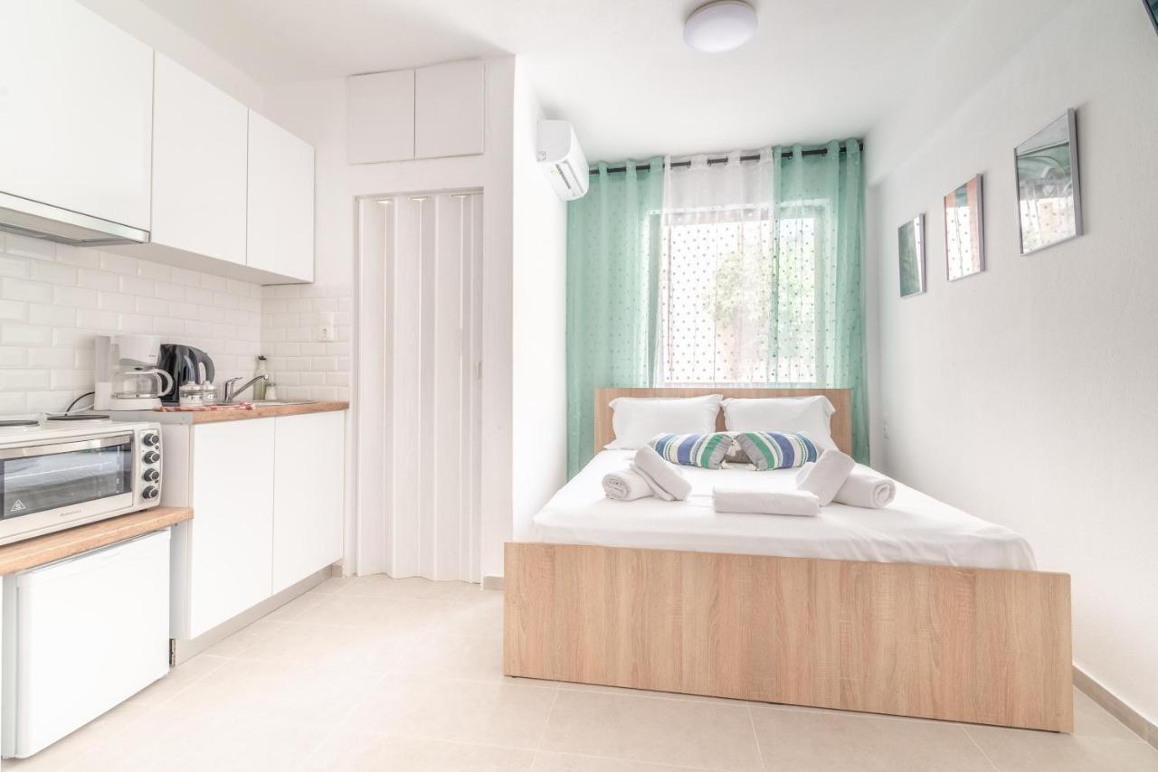 Renovated Studio Near Downtown Heraklion  Bagian luar foto
